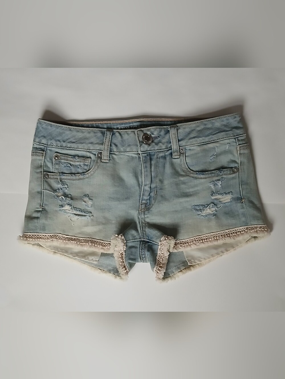 American Eagle Distressed Shortie Denim Shorts Crochet Lace Trim - Size 4